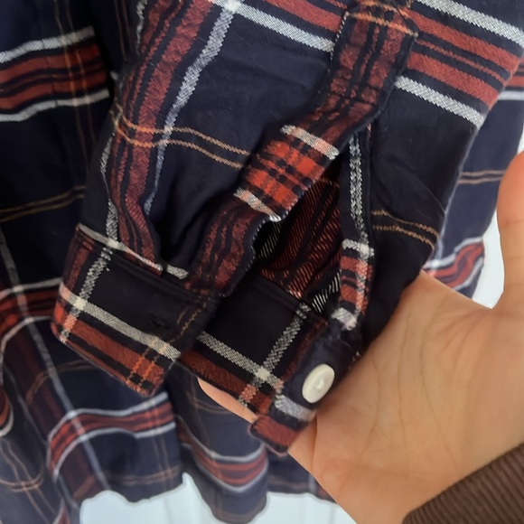 Uniqlo crew neck thigh long button down shirt with pockets M-L - Picture 4 of 7